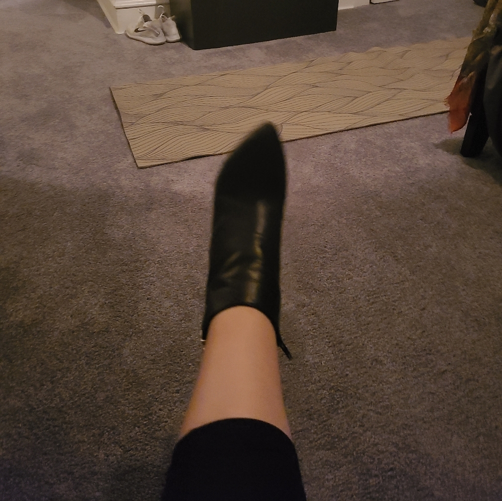 Boots - Picture 6 of 8